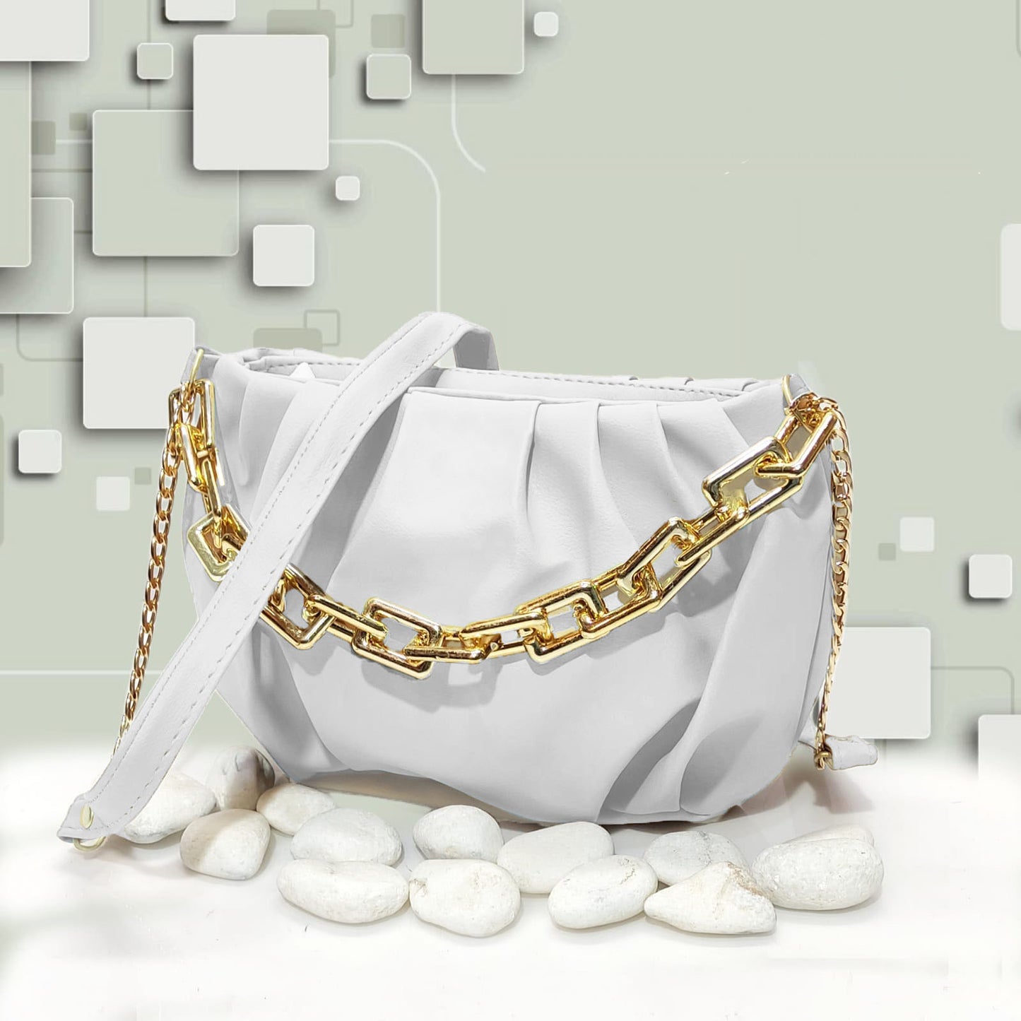 Stylish Women's Handbag with Golden Chain & Long Strap – Trendy Travel Tote